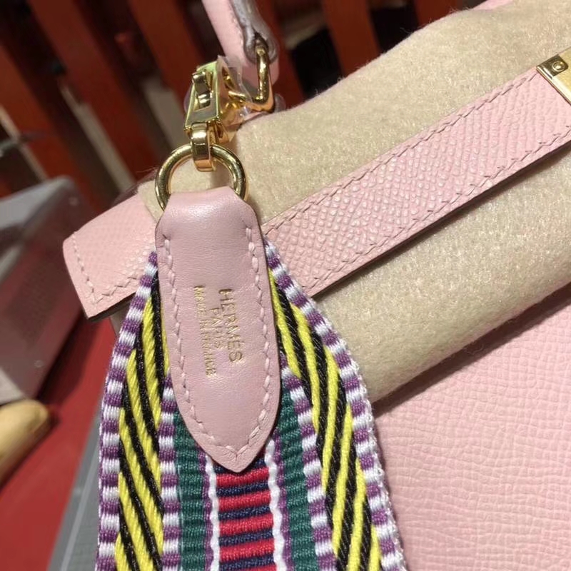 Hermes Kelly28CM 爱马仕3Q粉色原厂Epsom牛皮新款织带凯莉包 金扣