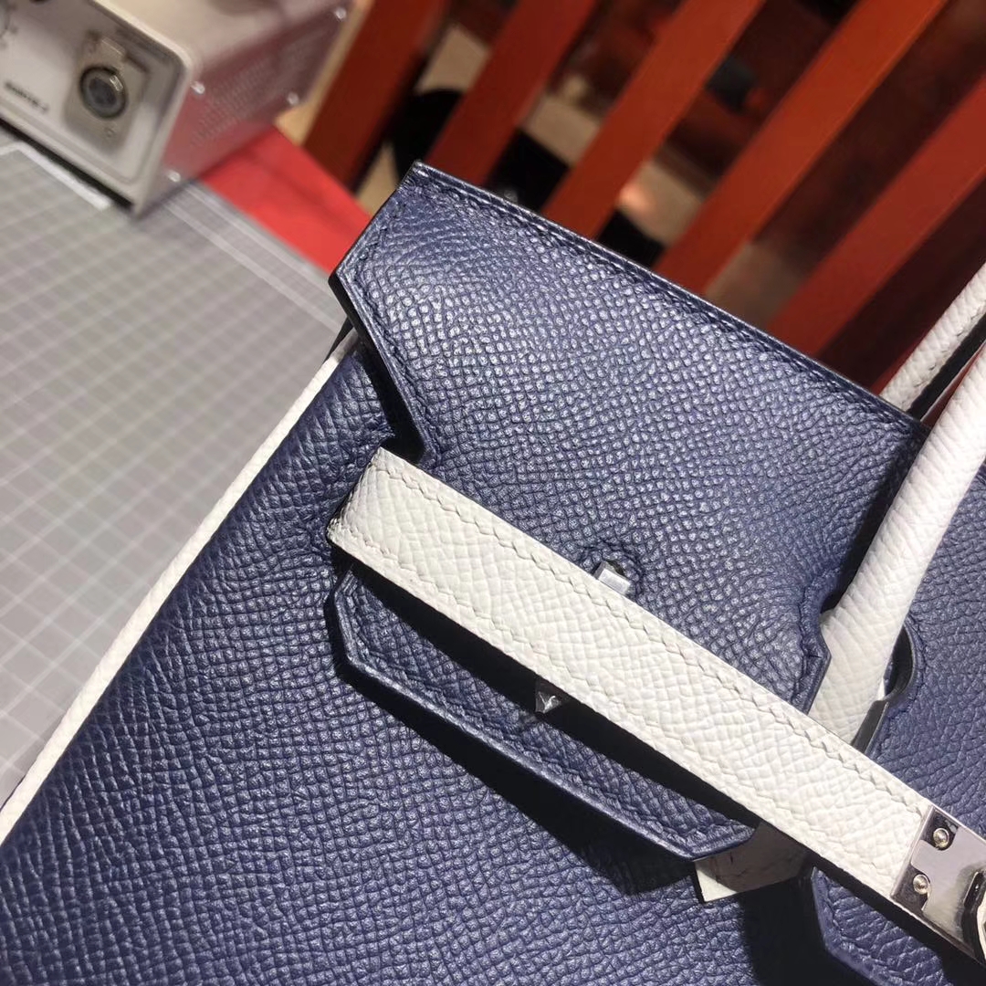 Hermes女包批发 爱马仕宝石蓝拼纯白色手掌纹牛皮铂金包Birkin25CM 银扣