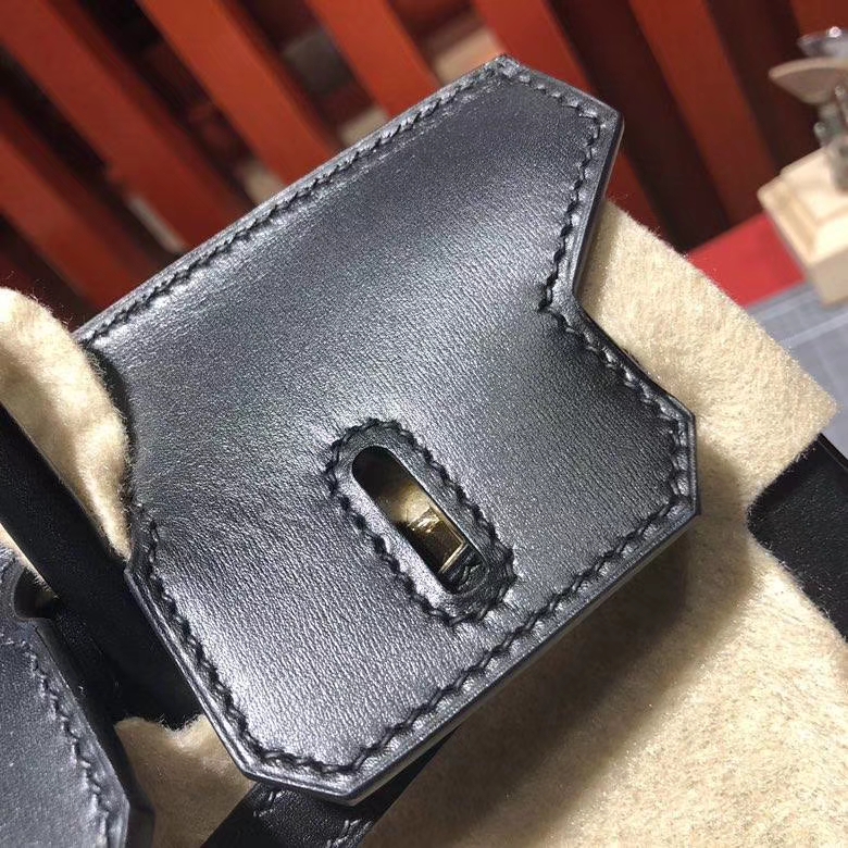 爱马仕铂金包价格 Hermes Birkin25CM 黑色原厂Box牛皮 金扣
