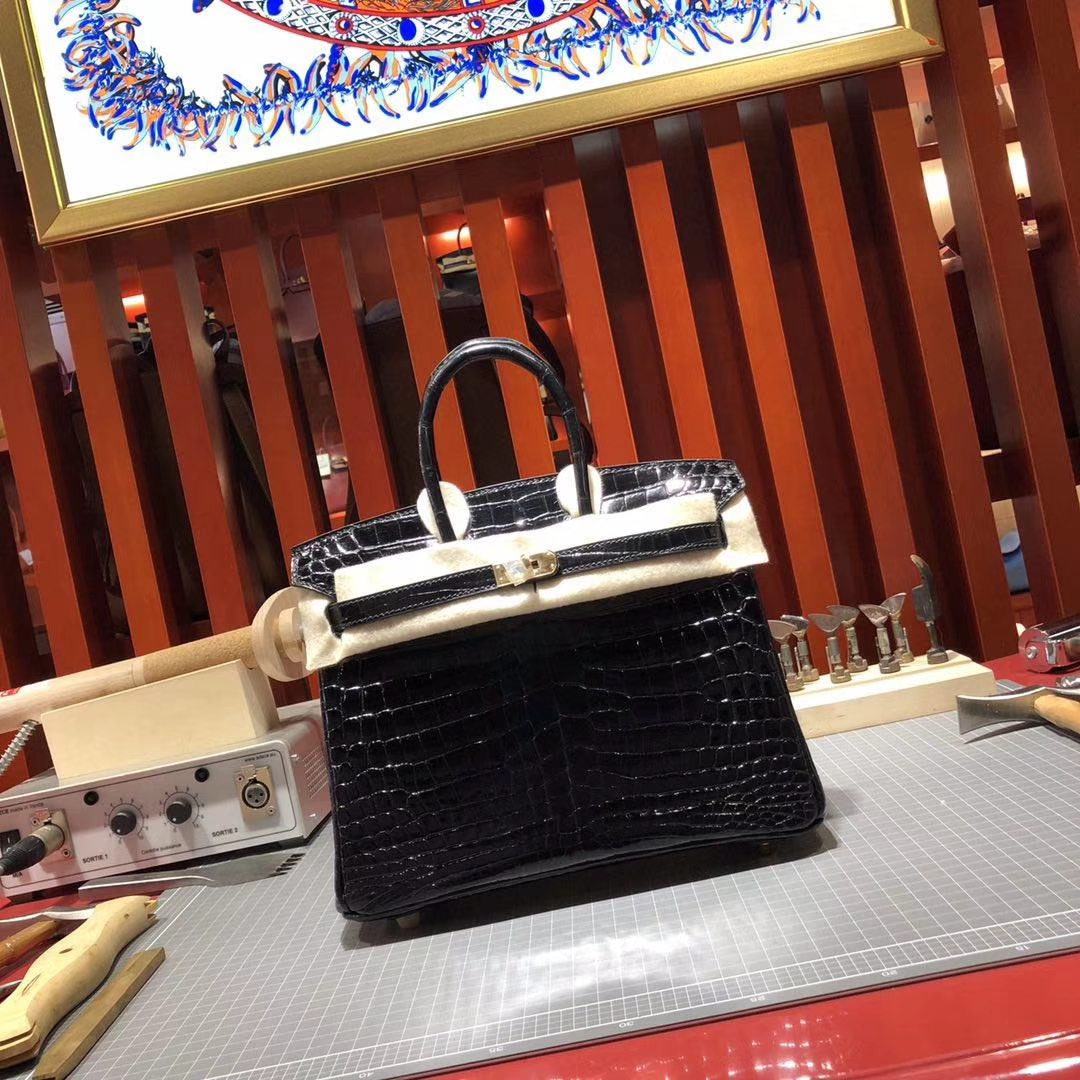 爱马仕铂金包尺寸 Hermes Birkin25CM CK89黑色亮面鳄鱼皮 金扣