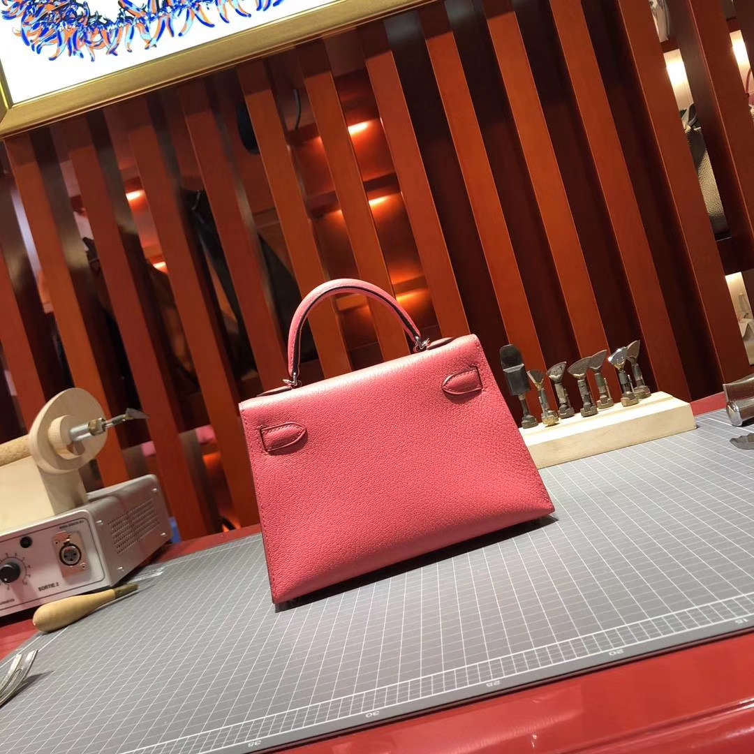 Hermes Minikelly2代 爱马仕8W唇膏粉顶级山羊皮迷你凯莉包2代 银扣