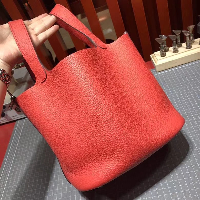 Hermes女包价格 爱马仕蕃茄红顶级Clemence牛皮水桶包Picotin18cm