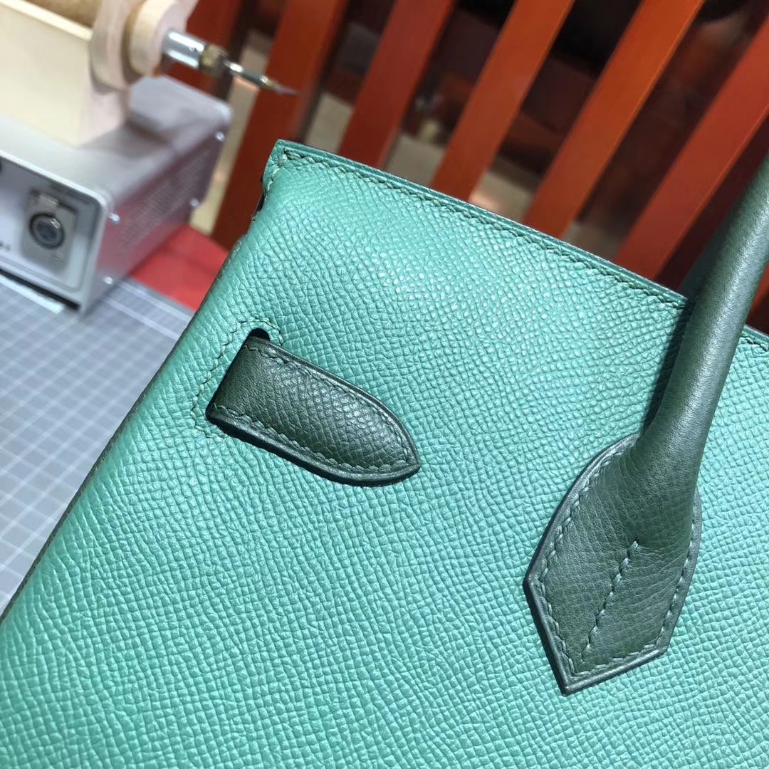 爱马仕铂金包价格 Hermes Birkin30CM 孔雀绿拼英国绿 银扣