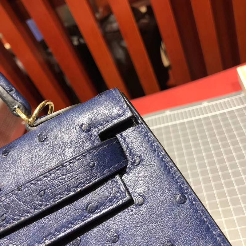 蜡线手工缝制 Hermes爱马仕宝石蓝南非鸵鸟皮凯莉包Kelly25CM 金扣