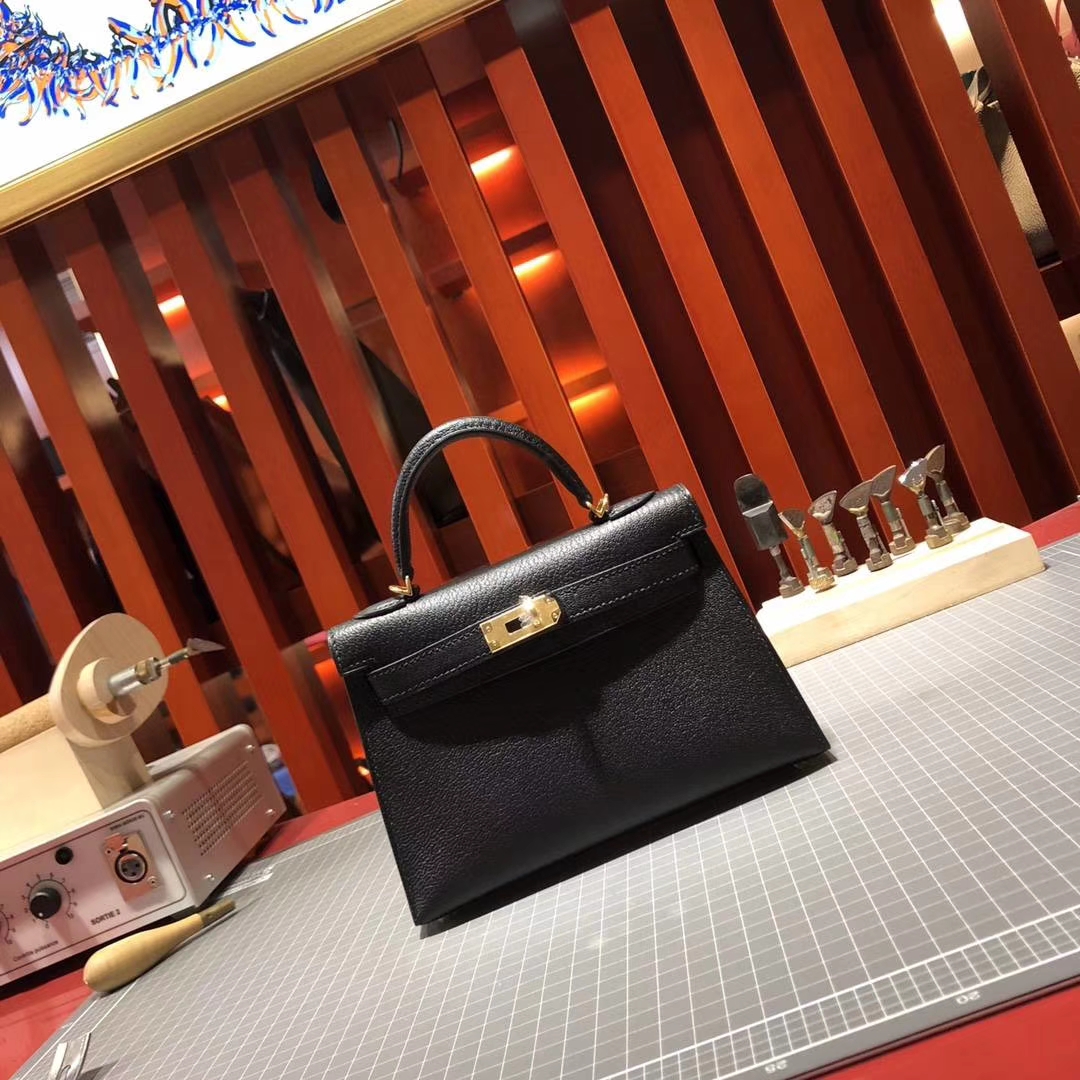 Hermes Minikelly2代 爱马仕89黑色顶级山羊皮迷你凯莉包手包19cm 金扣