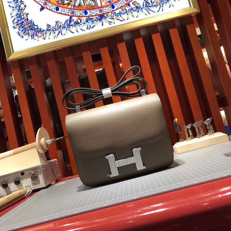 爱马仕康斯坦包 Hermes Constance24CM 大象灰Epsom牛皮 银扣