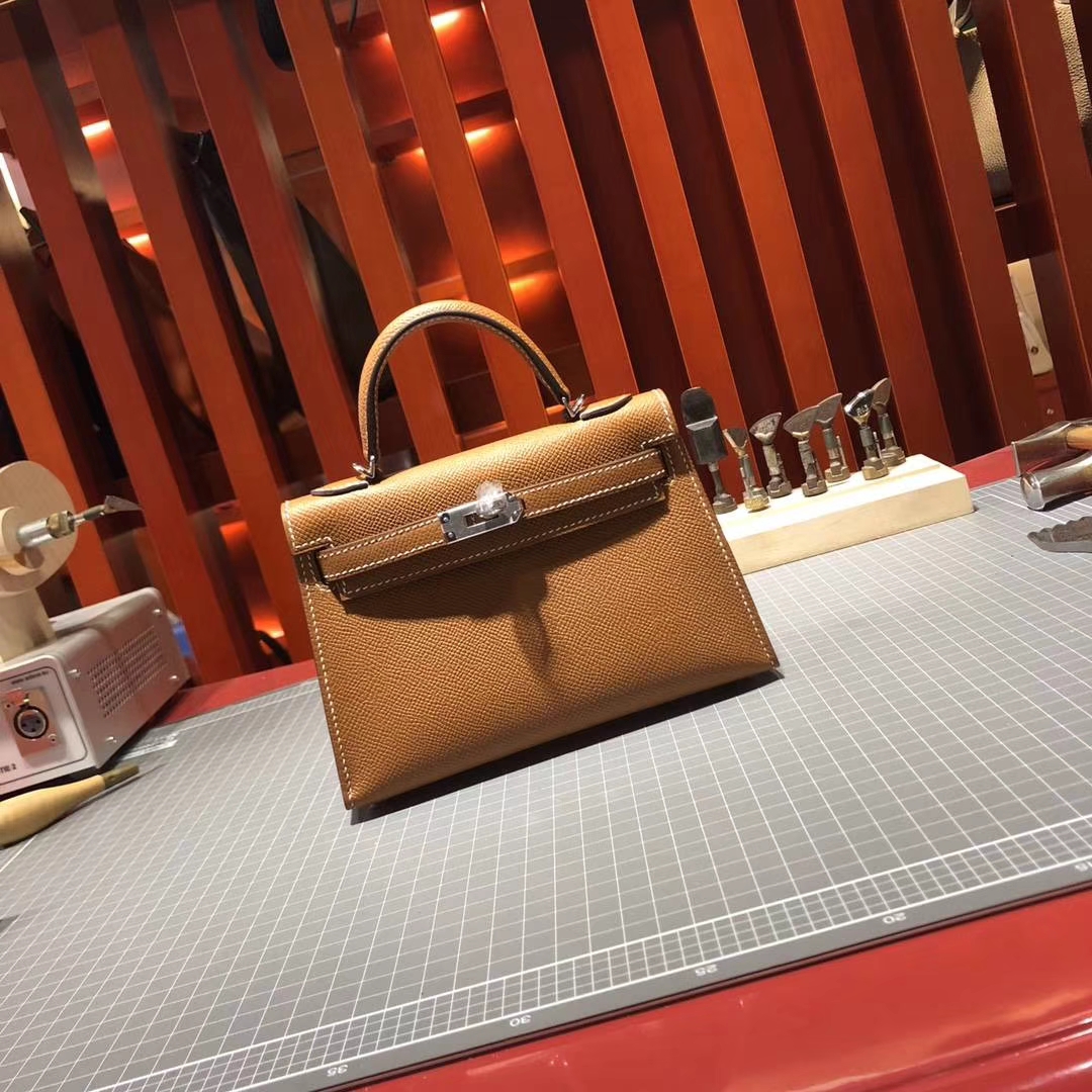 爱马仕包包价格 Hermes Minikelly2代 37金棕色原厂Epsom牛皮迷你凯莉包 银扣