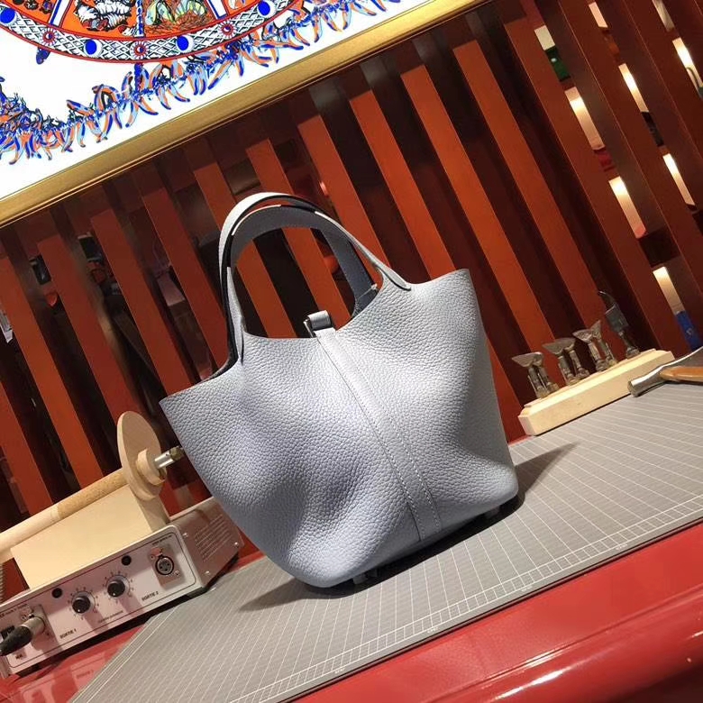 Hermes Picotin Lock18CM 爱马仕亚麻蓝Clemence牛皮水桶包菜篮子包