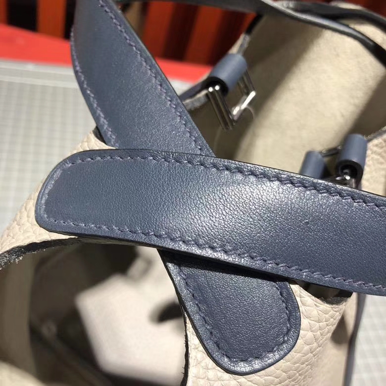 爱马仕菜篮子包 Hermes Picotin Lock18cm 冰川灰Clemence牛皮拼深蓝色Swift牛皮