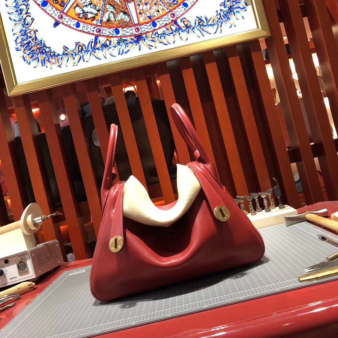 Hermes Lindy30CM 爱马仕Q5中国红原厂Swift牛皮琳迪包 金扣