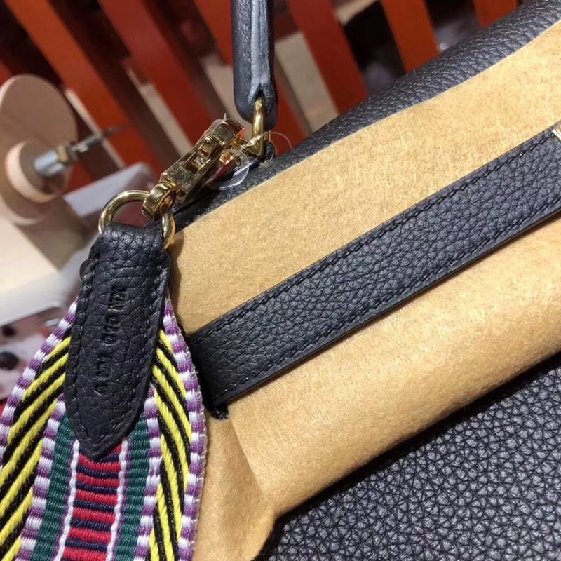 爱马仕新款凯莉包 Hermes Kelly28CM 原厂Togo牛皮搭配新款织带 金扣
