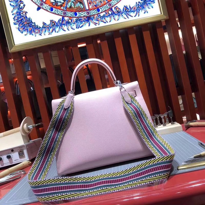 爱马仕新款凯莉包 Hermes Kelly28CM 3Q粉色Epsom牛皮 搭配新款织带 银扣