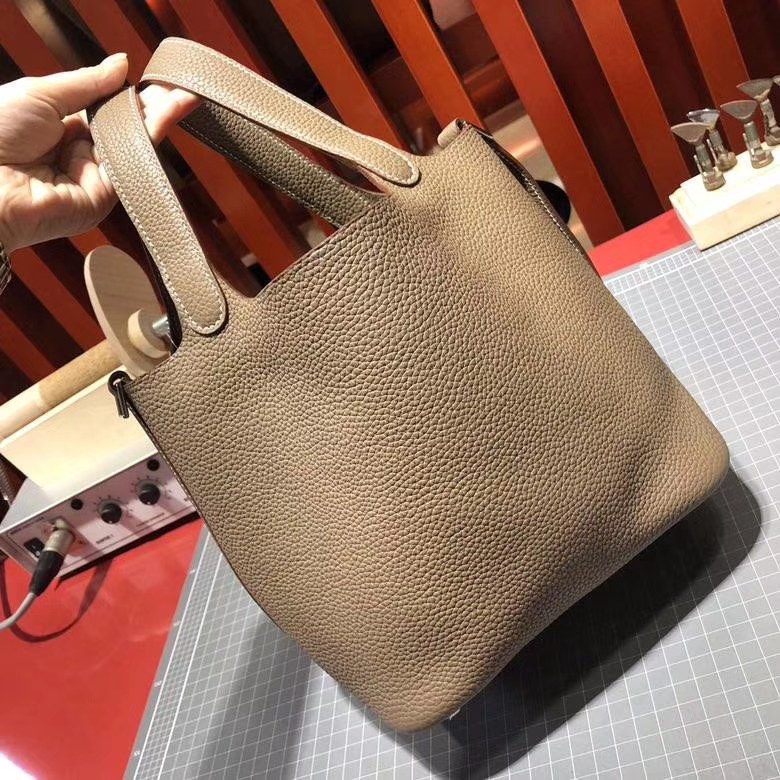 Hermes Picotin水桶包 爱马仕大象灰Clemence牛皮菜篮子包18cm 银扣