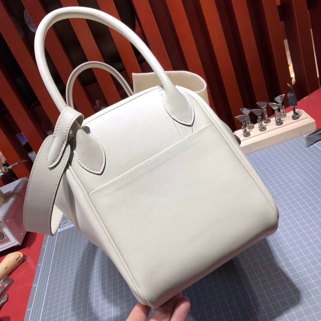 Hermes Lindy30CM 爱马仕CC10奶昔白原厂Swift牛皮琳迪包 银扣