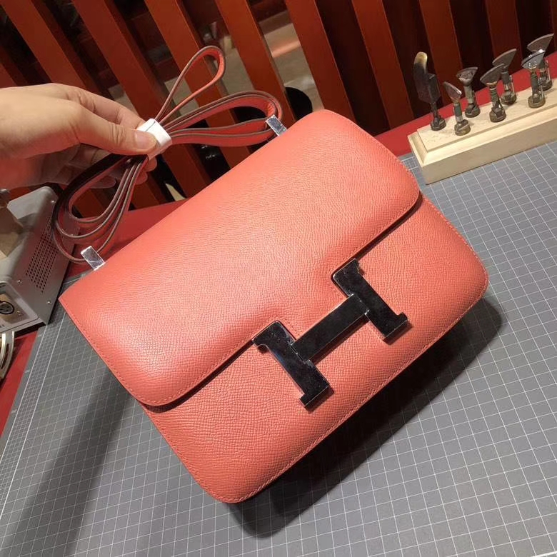 Hermes Constance24CM 爱马仕龙虾粉顶级Epsom牛皮康斯坦包 银扣