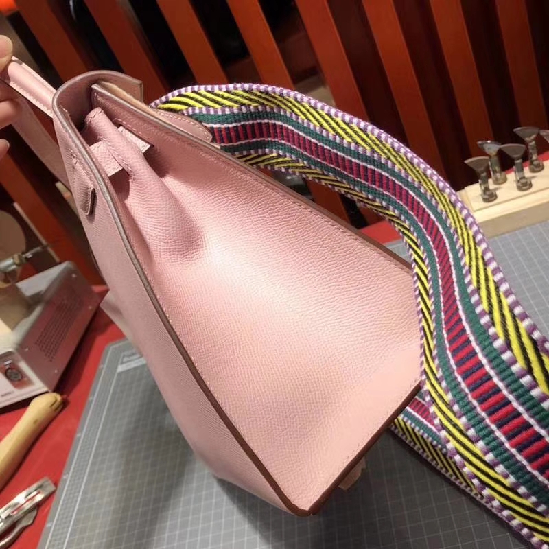 Hermes Kelly28CM 爱马仕3Q粉色原厂Epsom牛皮新款织带凯莉包 金扣