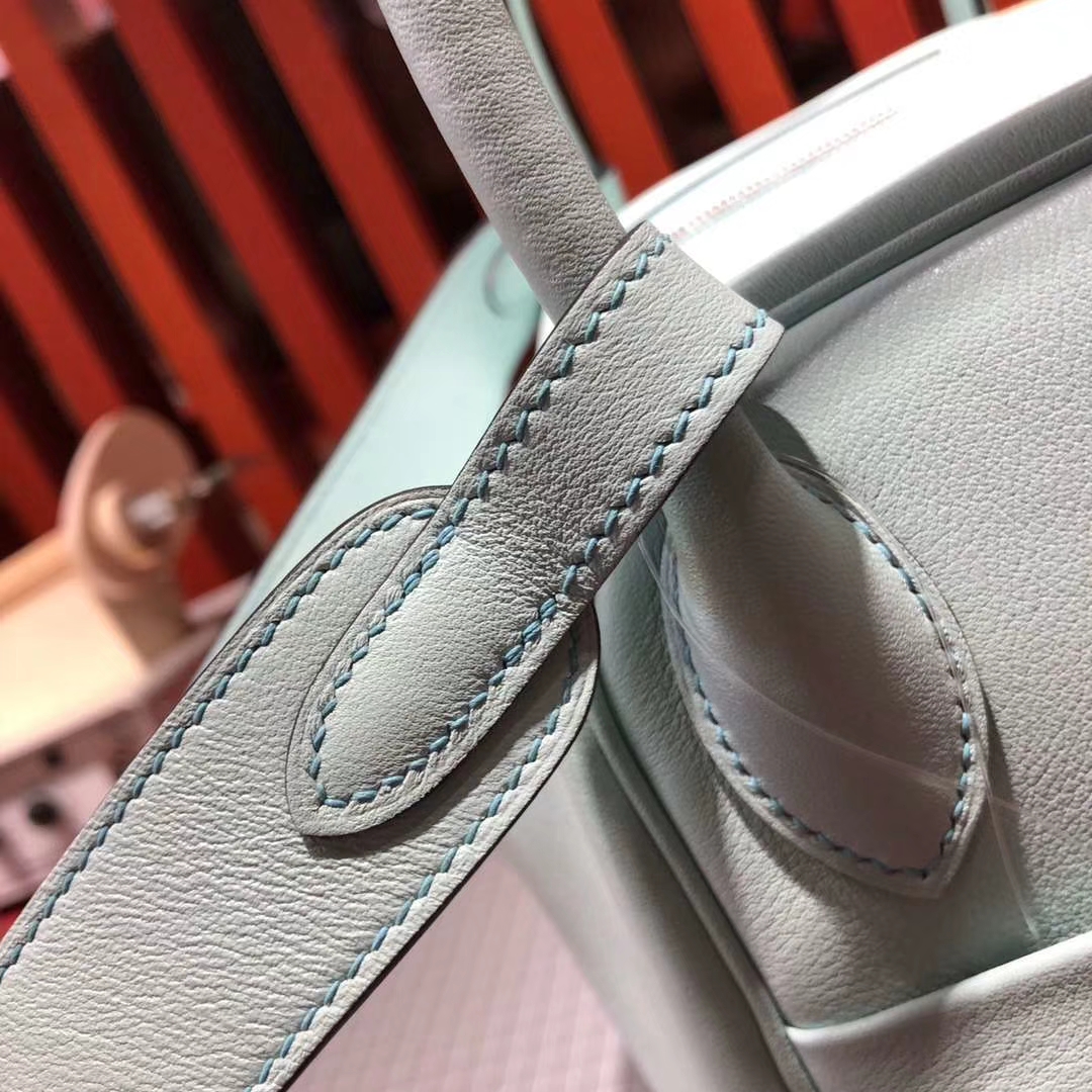 爱马仕琳迪包Lindy30CM Hermes原厂Swift牛皮3P马卡龙蓝 金扣