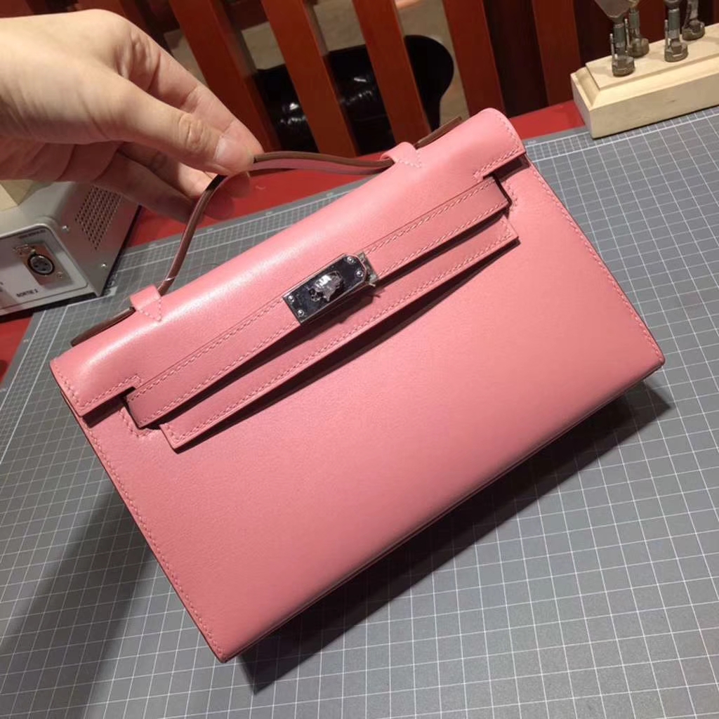Hermes Minikelly22CM 爱马仕奶昔粉Swift牛皮迷你凯莉包手拿包 银扣