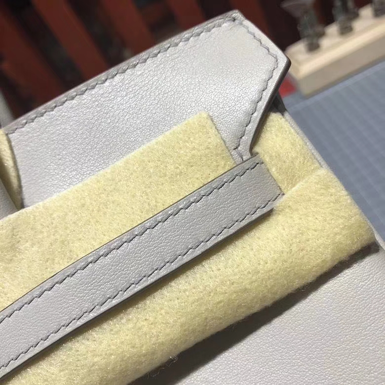 爱马仕Birkin女包 Hermes奶昔白进口Swift牛皮铂金包Birkin25CM 银扣
