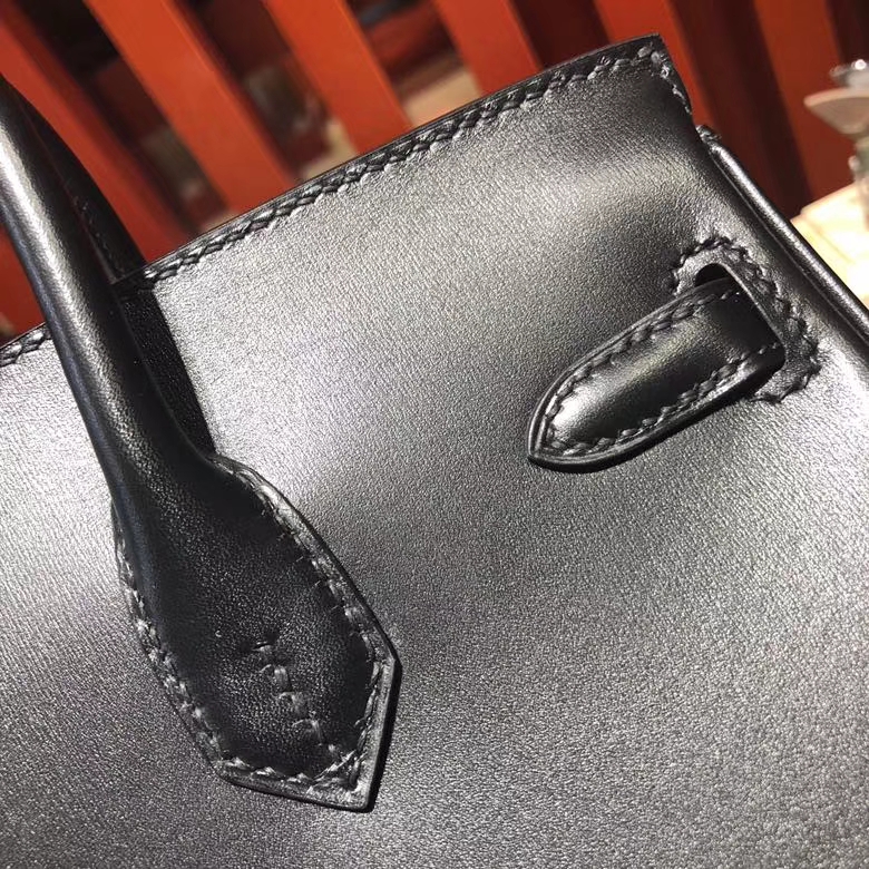 爱马仕铂金包价格 Hermes Birkin25CM 黑色原厂Box牛皮 金扣