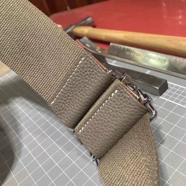 爱马仕包包官网 Hermes Evelyne大象灰Togo牛皮伊芙林包单肩斜挎包28cm