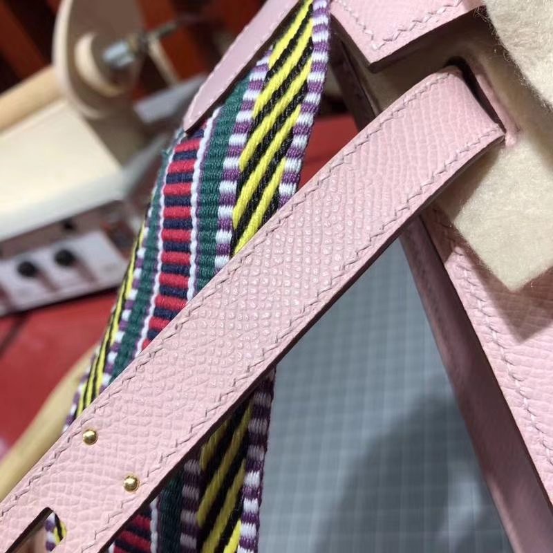 Hermes Kelly28CM 爱马仕3Q粉色原厂Epsom牛皮新款织带凯莉包 金扣