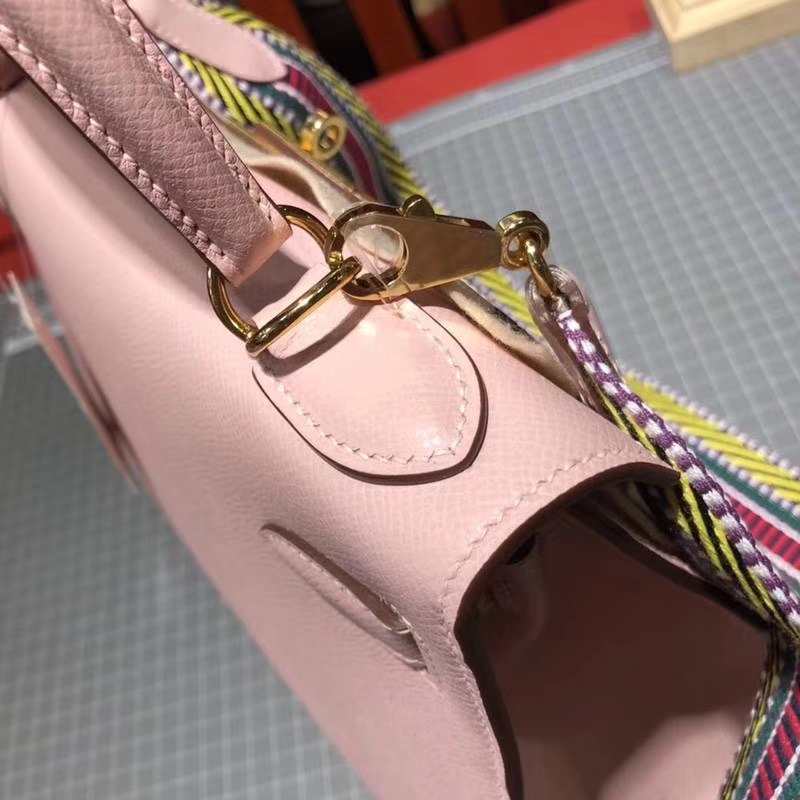 Hermes Kelly28CM 爱马仕3Q粉色原厂Epsom牛皮新款织带凯莉包 金扣