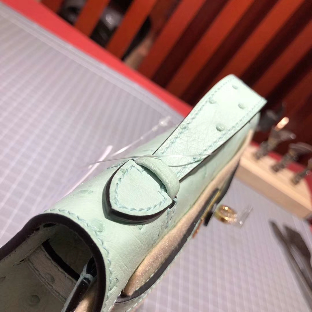 爱马仕新款包包 Hermes Minikelly Pochette冰淇淋绿顶级鸵鸟皮迷你凯莉包 金扣