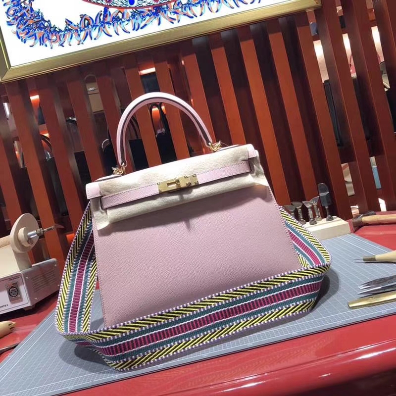 Hermes Kelly28CM 爱马仕3Q粉色原厂Epsom牛皮新款织带凯莉包 金扣