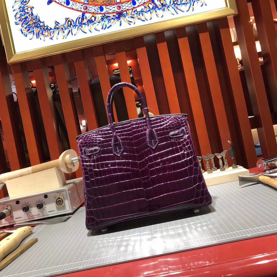 Hermes包包官网 爱马仕3W葡萄紫亮面鳄鱼皮铂金包Birkin25CM 银扣