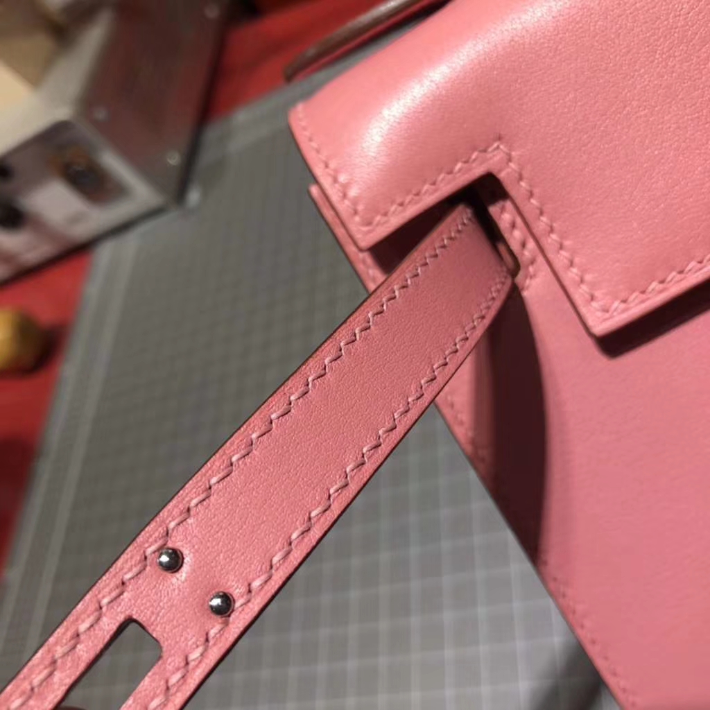 Hermes Minikelly22CM 爱马仕奶昔粉Swift牛皮迷你凯莉包手拿包 银扣