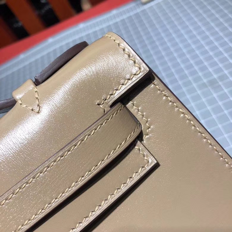 爱马仕迷你凯莉包 Hermes Minikelly22CM 浅灰色顶级Box牛皮 银扣