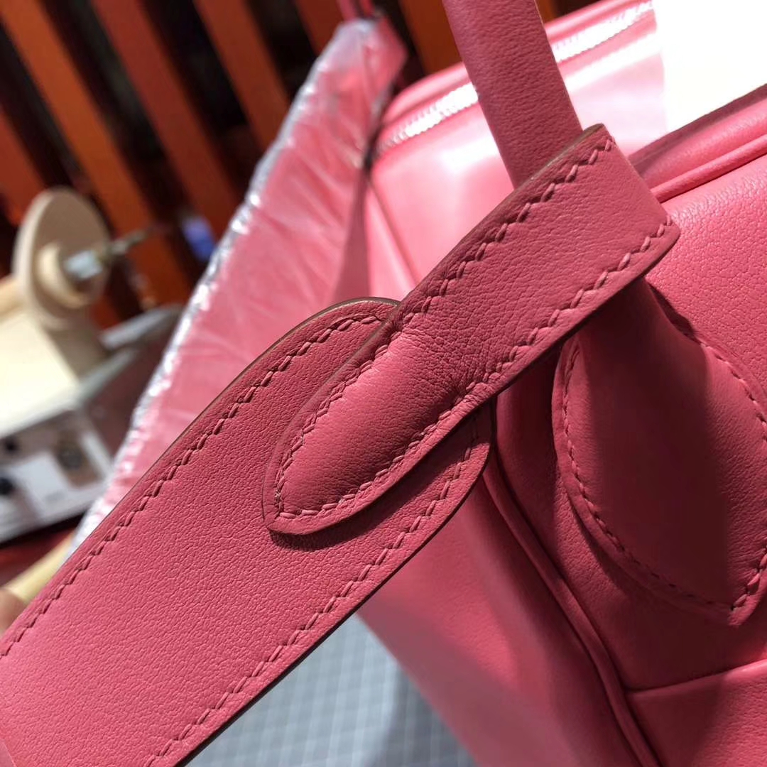 爱马仕琳迪包 Hermes Lindy30CM 8W唇膏粉原厂Swift牛皮 银扣