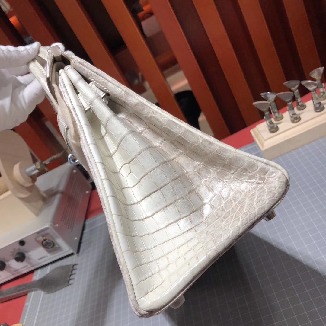 爱马仕铂金包尺寸 Hermes Birkin25CM 01喜马拉雅色雾面鳄鱼皮 银扣