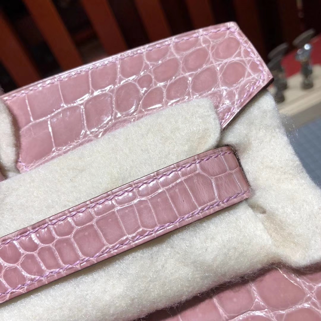 爱马仕Birkin女包 Hermes樱花粉御用尼罗鳄鱼皮Birkin30铂金包 金扣