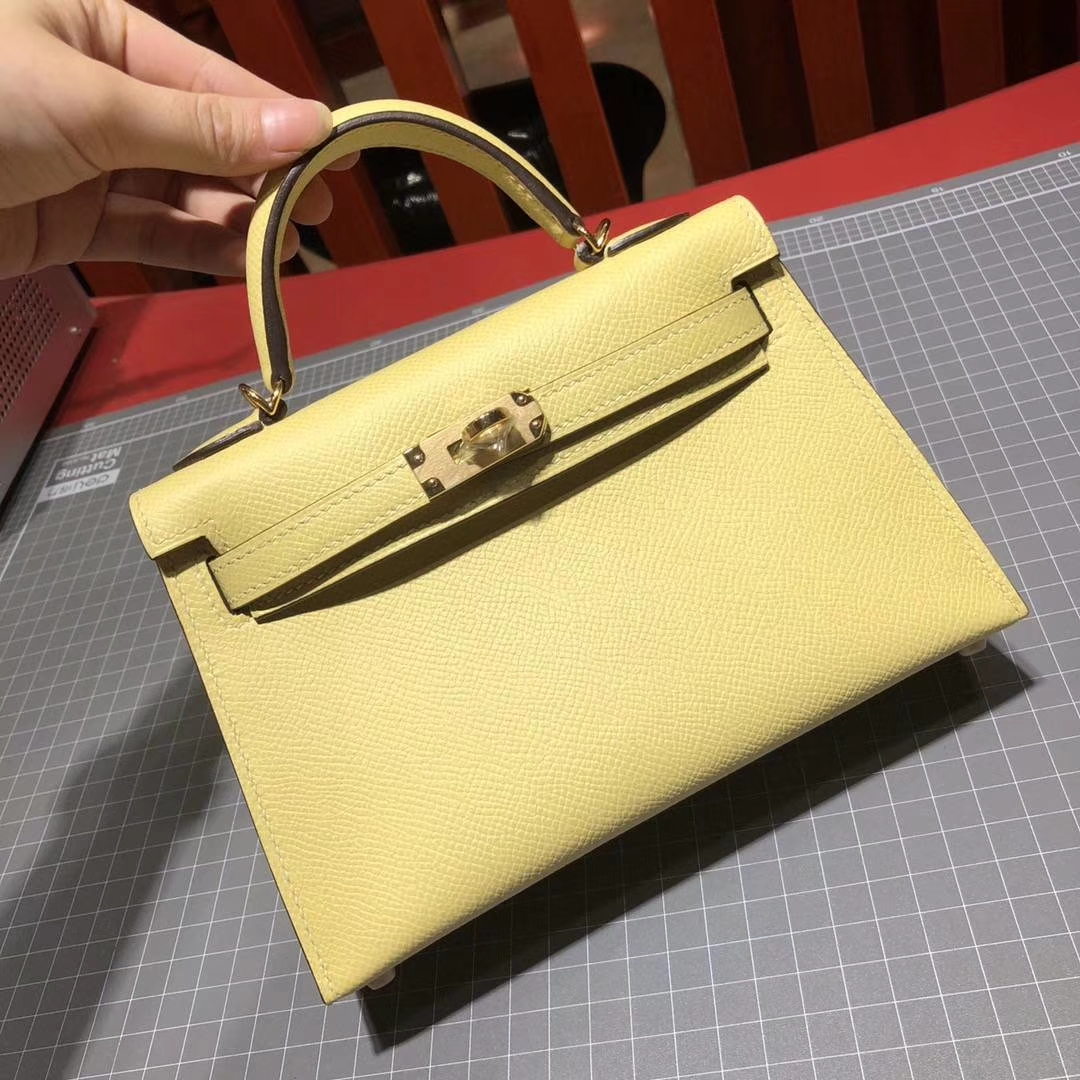 爱马仕迷你凯莉包2代 Hermes Minikelly19CM 小鸡黄原厂Epsom牛皮 金扣