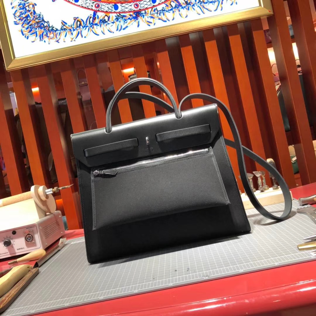 爱马仕包包批发 Hermes黑色马鞭皮拼帆布休闲Herbag手提单肩包31cm