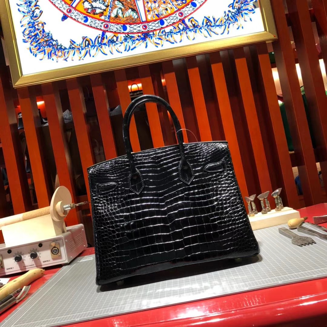 爱马仕铂金包 Hermes Birkin30CM 黑色亮面倒V湾鳄鱼皮 金扣