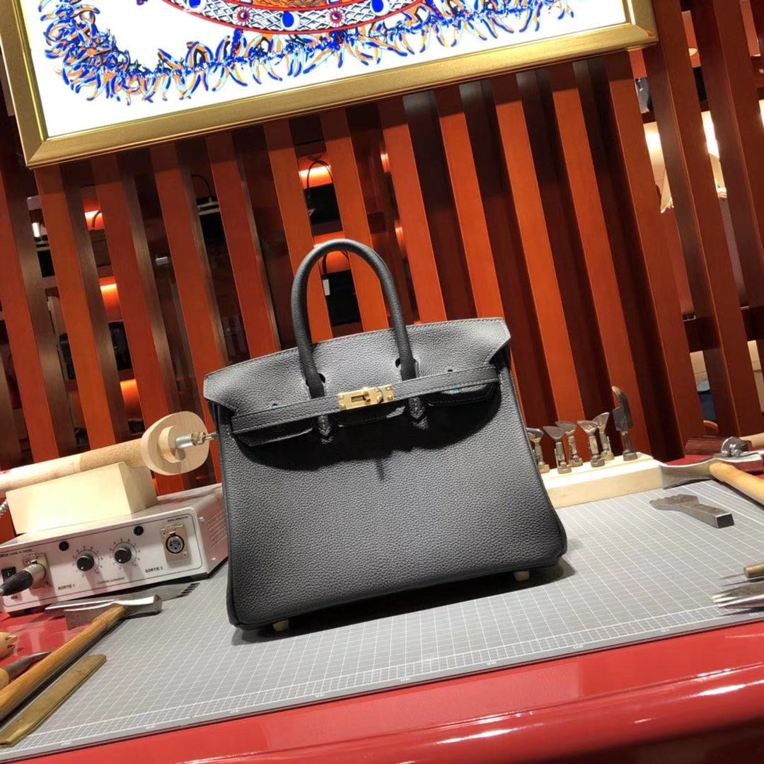 爱马仕铂金包价格 Hermes Birkin25CM 石墨灰原厂Togo牛皮 金扣