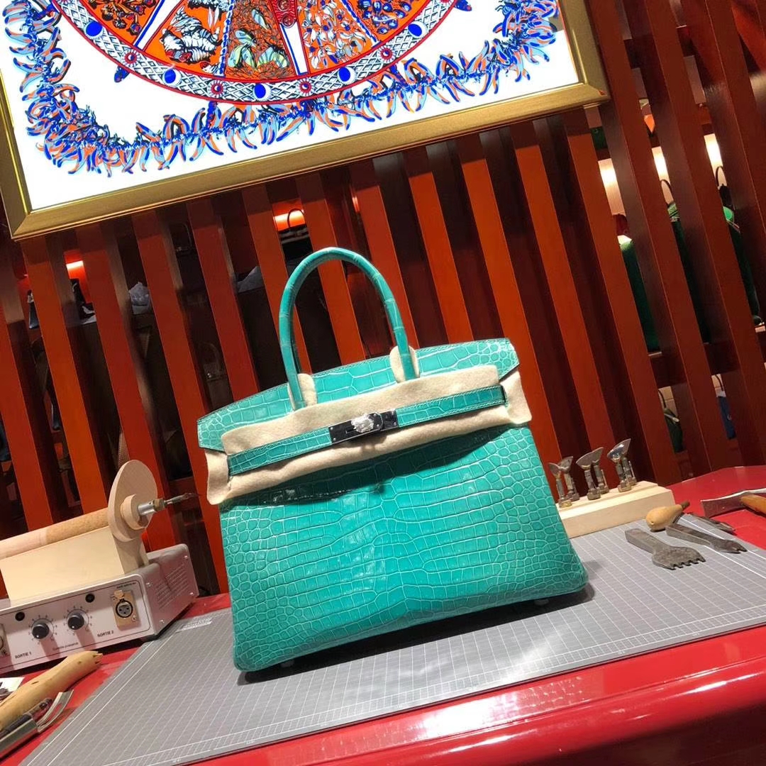 Hermes包包官网 爱马仕tiffany绿亮面湾鳄鱼皮铂金包Birkin30CM 银扣