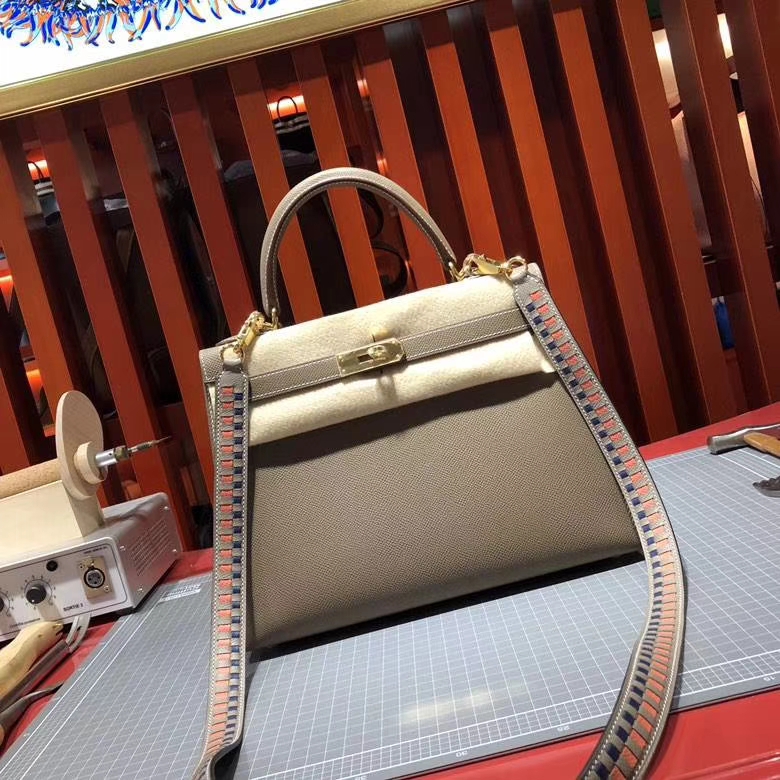 Hermes Kelly28cm 爱马仕18大象灰掌纹牛皮新款编织肩带凯莉包 金扣