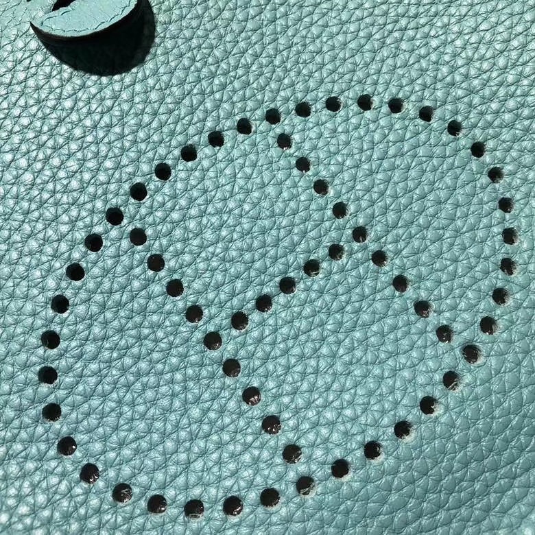 爱马仕伊芙林包 Hermes Evelyne16CM 3P马卡龙蓝Clemence牛皮 银扣