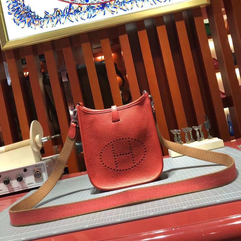 爱马仕新款女包 Hermes Evelyne16CM S5番茄红伊芙林包 银扣