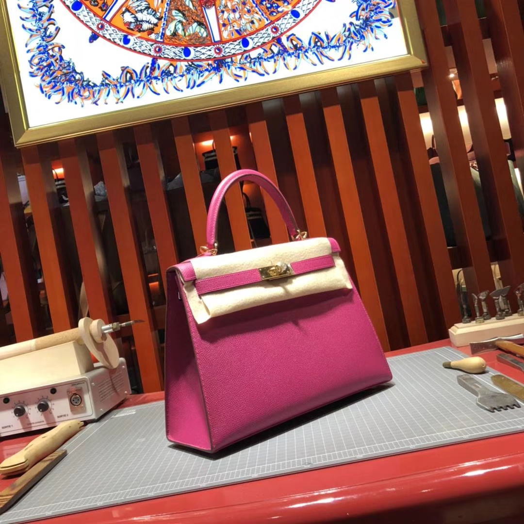 爱马仕Kelly包包 Hermes玫瑰紫原厂Epsom牛皮凯莉包Kelly28CM 金扣