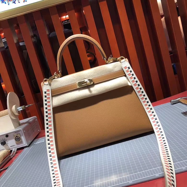 爱马仕2018早春新款肩带凯莉包 Hermes Kelly28CM 37土黄色牛皮 金扣