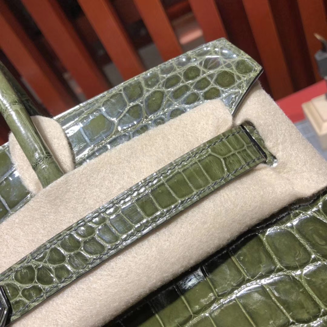 纯手工制作 Hermes爱马仕61橄榄绿御用尼罗鳄鱼皮Birkin30铂金包 银扣