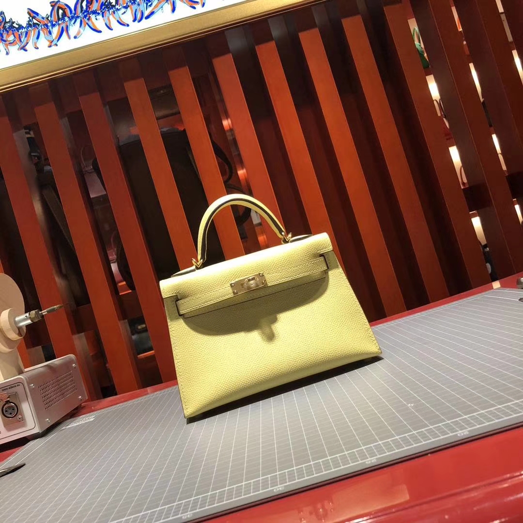 爱马仕迷你凯莉包2代 Hermes Minikelly19CM 小鸡黄原厂Epsom牛皮 金扣
