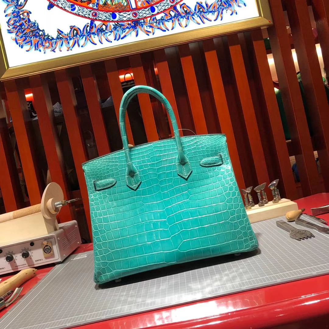 Hermes包包官网 爱马仕tiffany绿亮面湾鳄鱼皮铂金包Birkin30CM 银扣