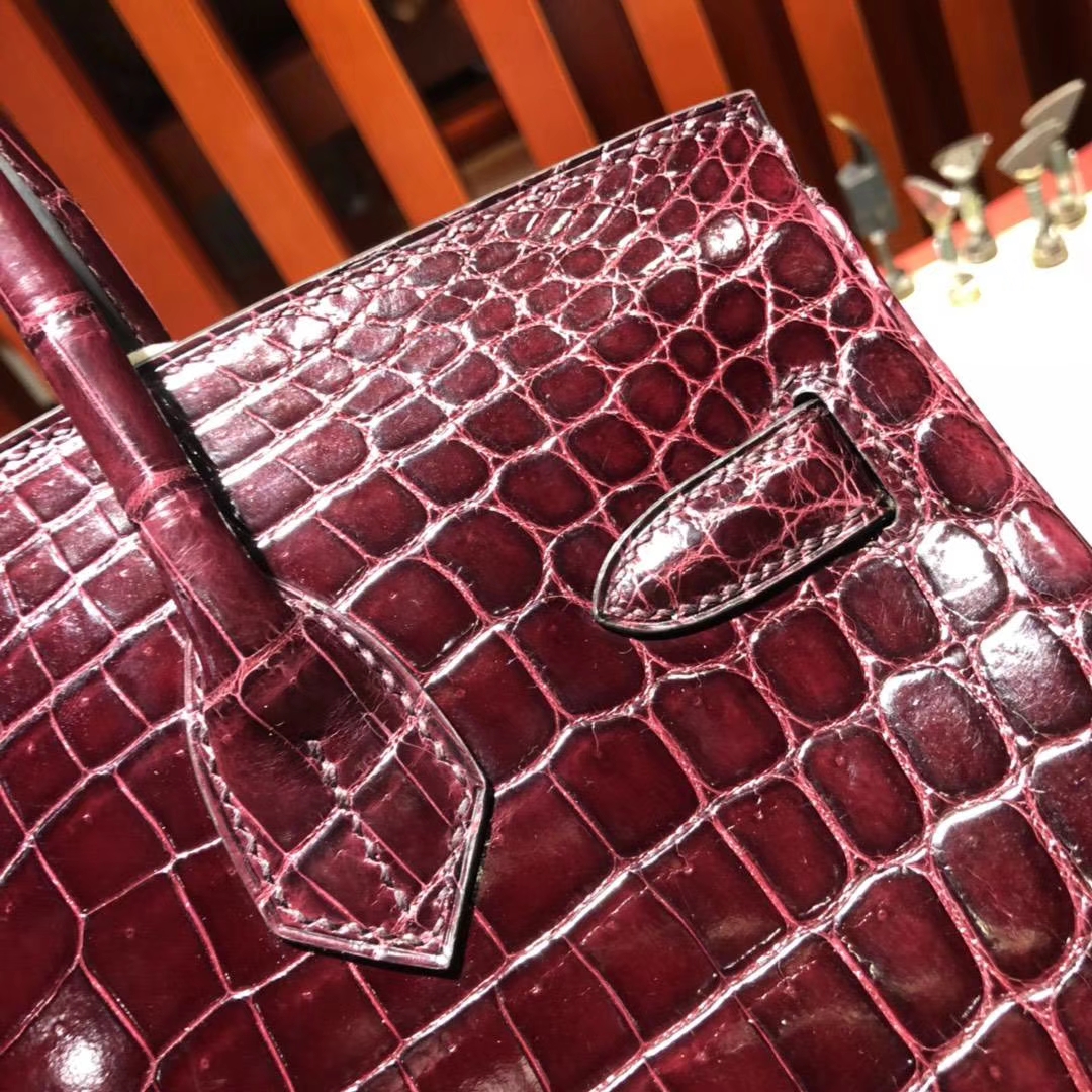 爱马仕新款铂金包 Hermes Birkin30CM 57波尔多酒红亮面鳄鱼皮 金扣