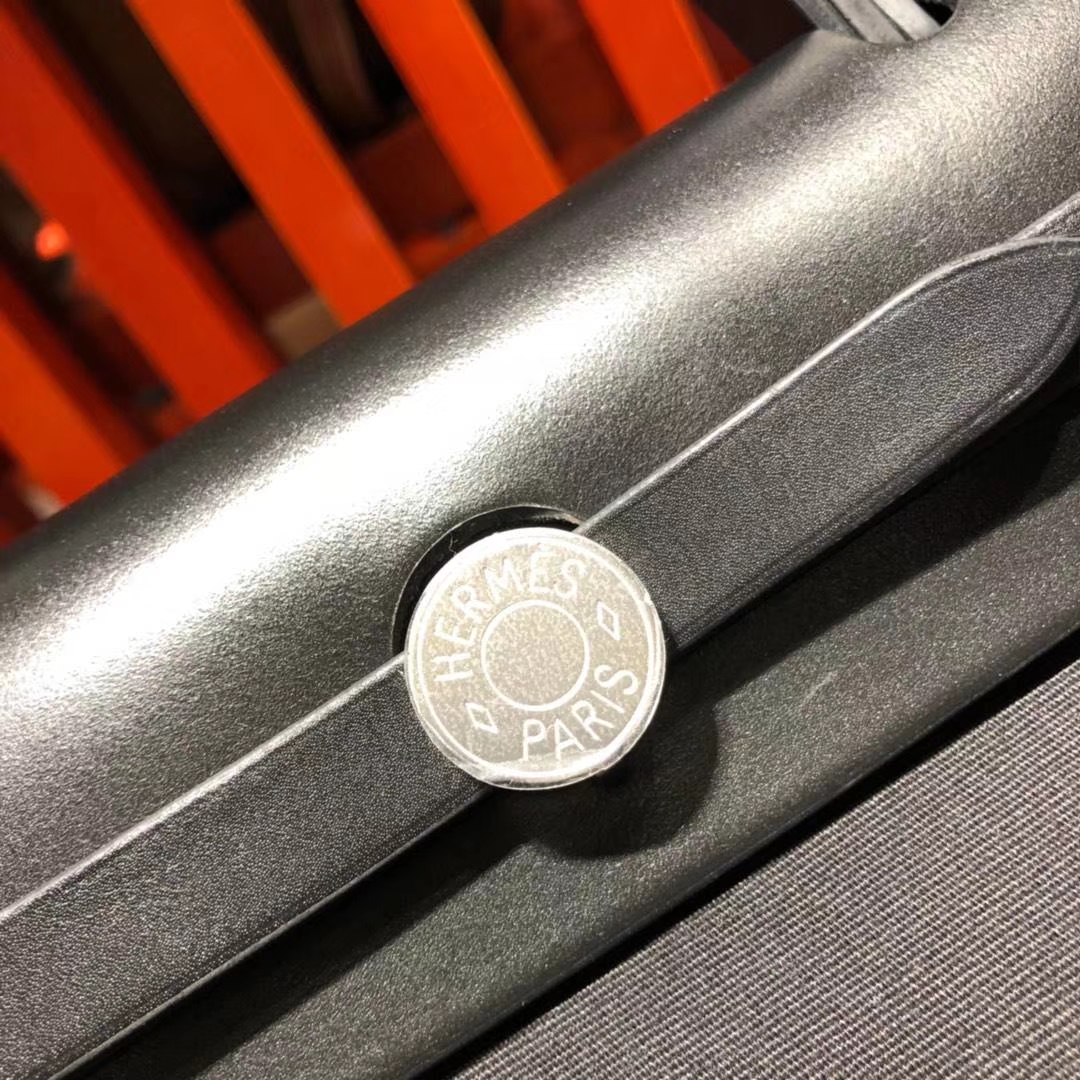 爱马仕包包批发 Hermes黑色马鞭皮拼帆布休闲Herbag手提单肩包31cm